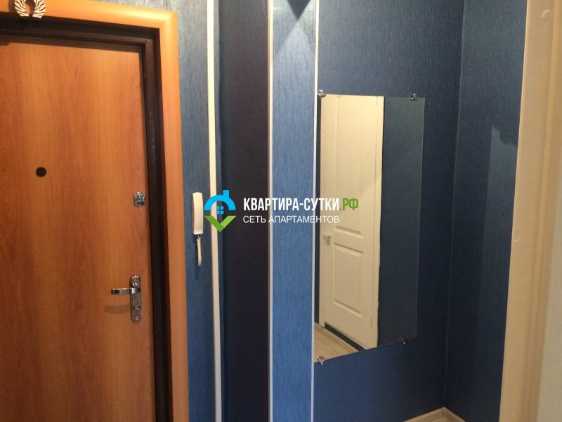 Снять 1-комнатную квартиру посуточно. Красноярск, Дмитрия Мартынова 13