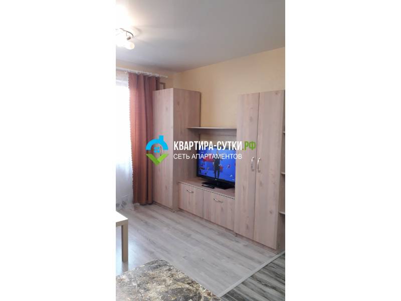 Снять студию посуточно. Киров, Ул. Современная 